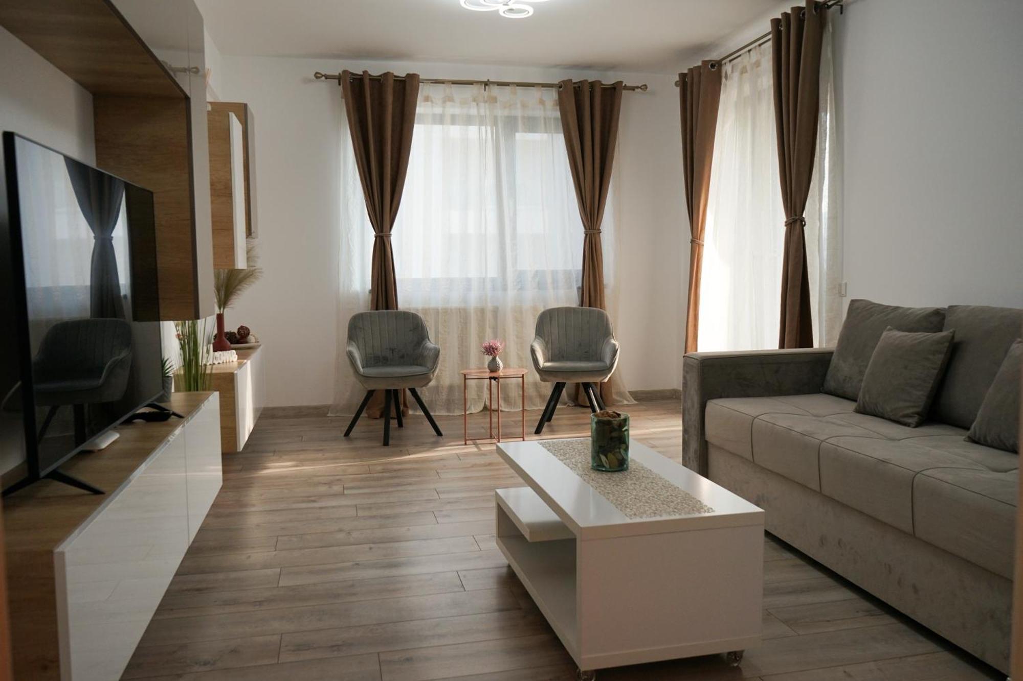 Mirandis Apartments - Comfort & Private Parking Near Coresi Mall Braszów Zewnętrze zdjęcie