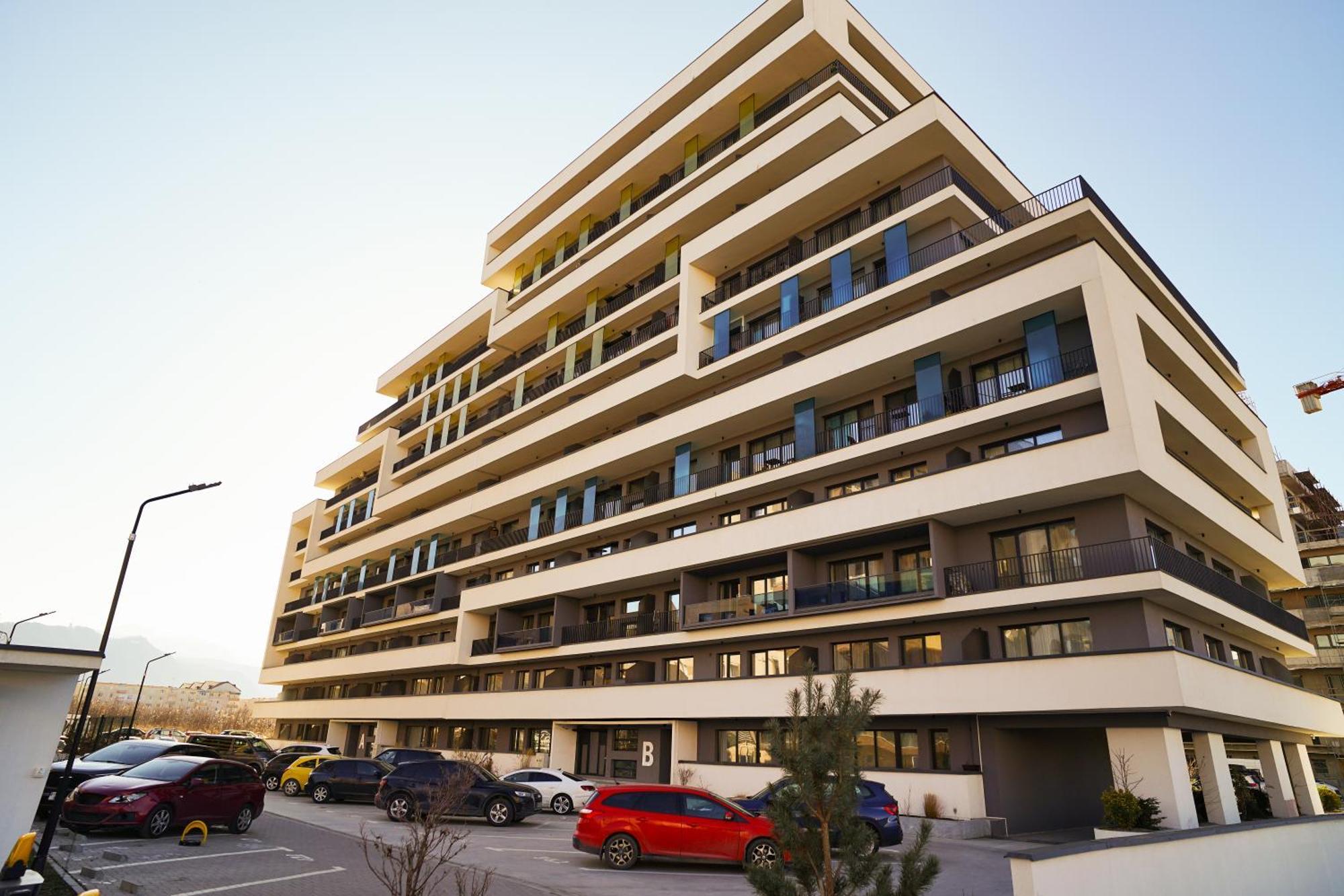 Mirandis Apartments - Comfort & Private Parking Near Coresi Mall Braszów Zewnętrze zdjęcie