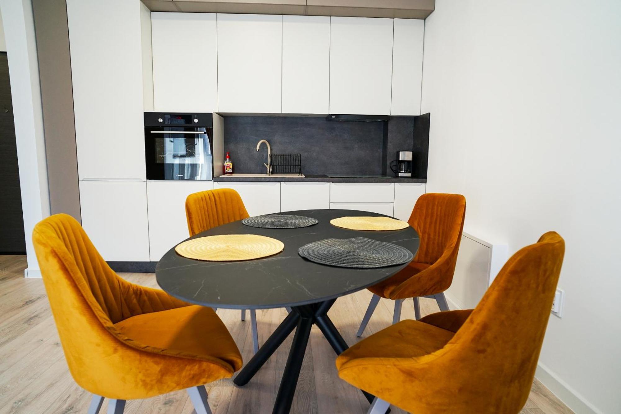 Mirandis Apartments - Comfort & Private Parking Near Coresi Mall Braszów Zewnętrze zdjęcie