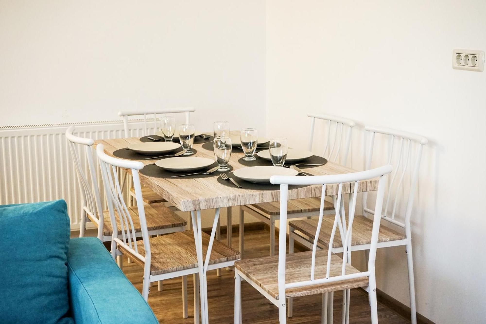 Mirandis Apartments - Comfort & Private Parking Near Coresi Mall Braszów Zewnętrze zdjęcie
